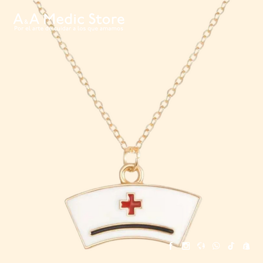 Dije con Cadena